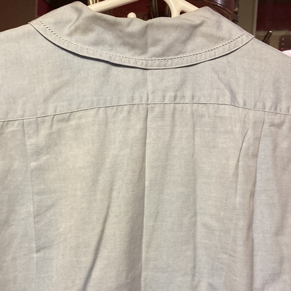 Lands’ End Pinpoint Oxford Blouse, size 10, blue, 80% Cotton, 20% Polyester. - Picture 4 of 10